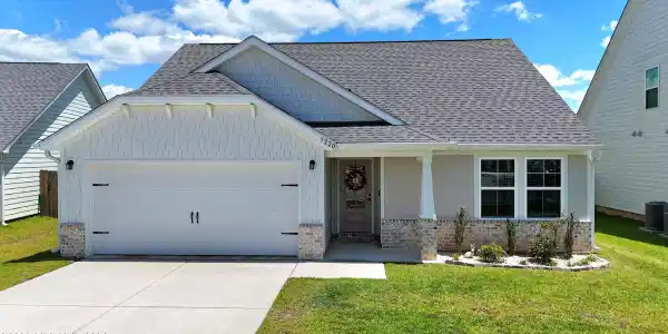 3220 Smugglers Cove