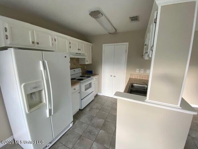 Image 2: Kitchen Bells Ferry