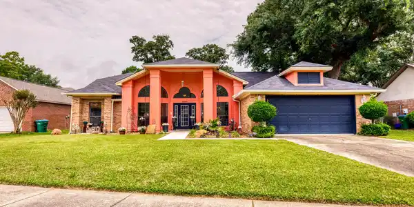 2807 Palmer Drive