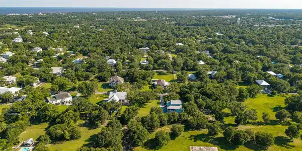 Image 4: 3-web-or-mls-DJI_20260611165228_0124_D