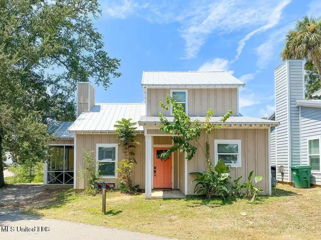 Image 1: Front of House