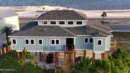 790 W Beach Boulevard