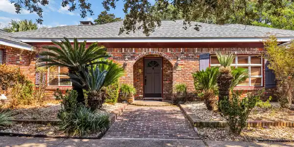 247 Oakwood Drive