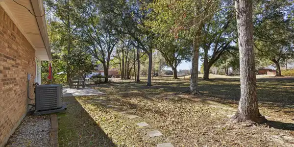 Image 2: 7941LanaiSt-30