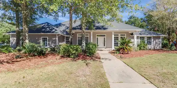 454 Carmargue Lane