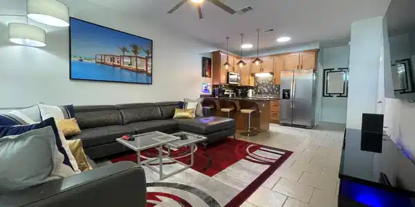 Image 4: thumbnail_living room2