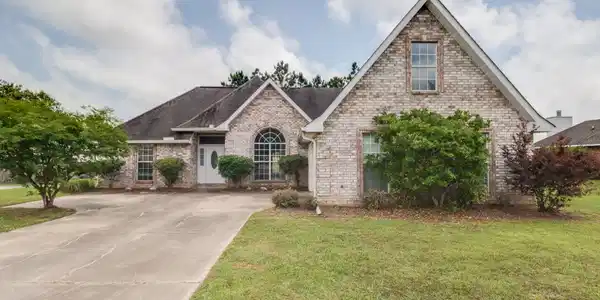 2909 Village Circle