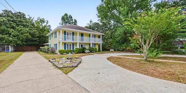 Image 2: 312 Westview Dr
