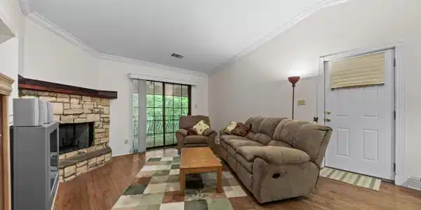 Image 3: Great Room