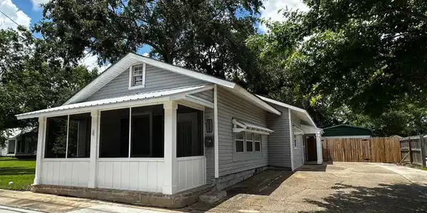 515 Krebs Avenue