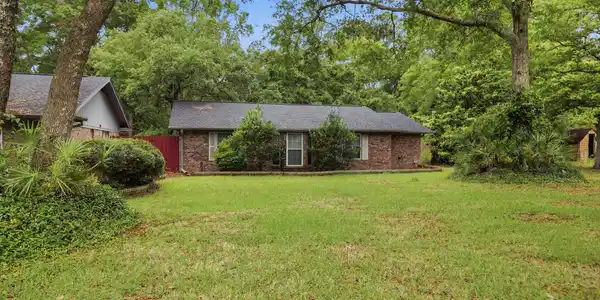 Image 4: 5_r6__8122