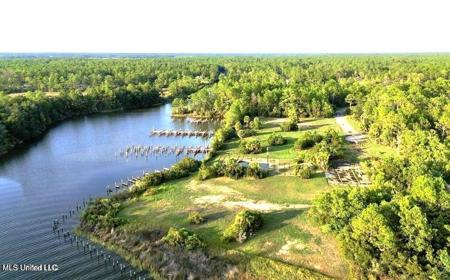 24616 Yacht Club Drive