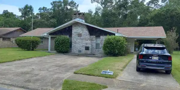 745 Holly Hills Drive