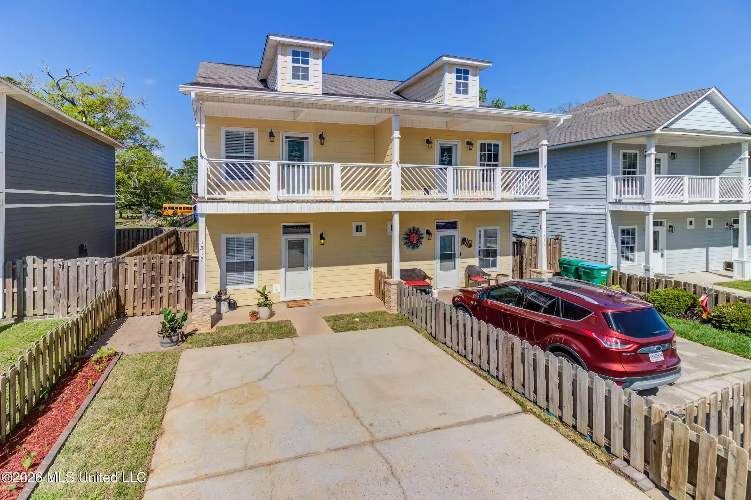 Image 1: 1317 Foxwood (29)