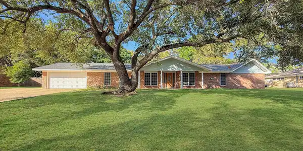 703 Tantallon Drive