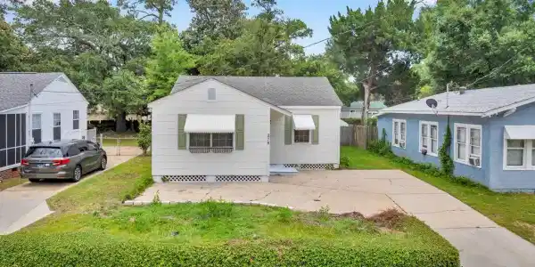 378 Forrest Avenue