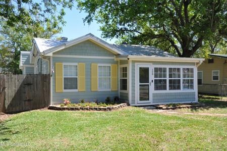 129 Ocean Wave Avenue
