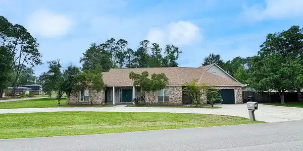 6492 Kalipekona Way