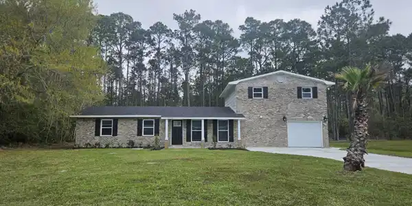 3517 Raintree Drive