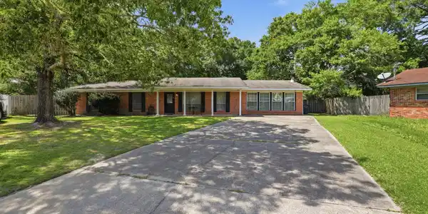 4221 Londontown Road