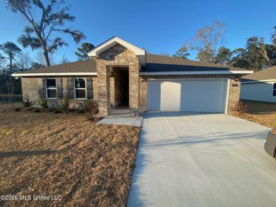 212 Hawthorne Drive