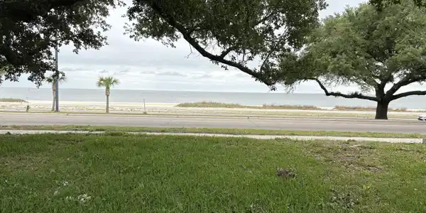 1512 E Beach Boulevard