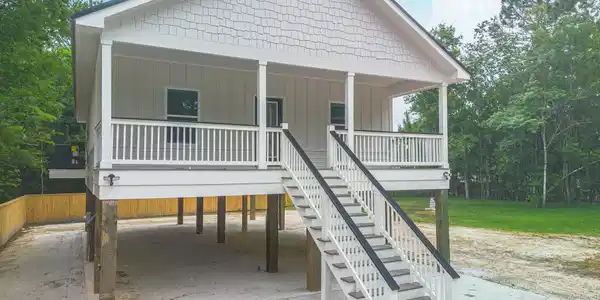 Image 2: Front View
