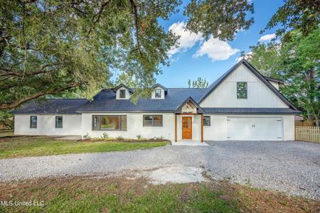 9329 Ridgeview Drive