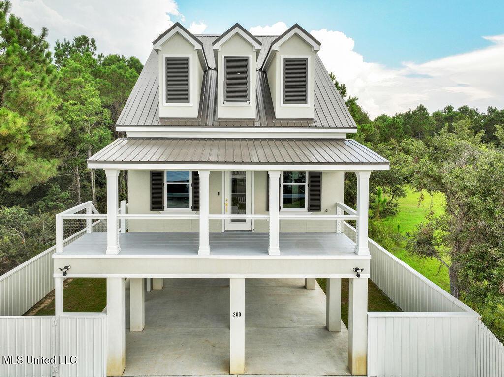 Image 1: 200FarrarLn-9 (1)