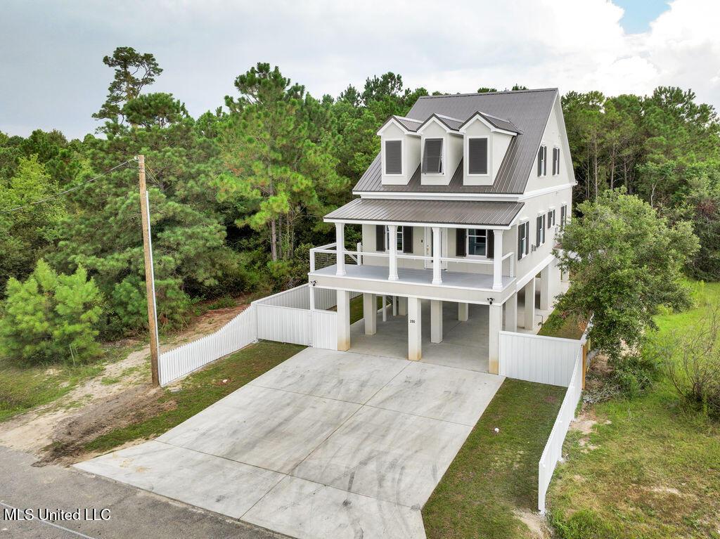 Image 3: 200FarrarLn-7 (1)