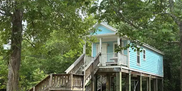 6151 Old Hill Road
