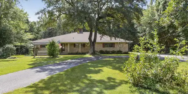 2325 N Country Club Lane