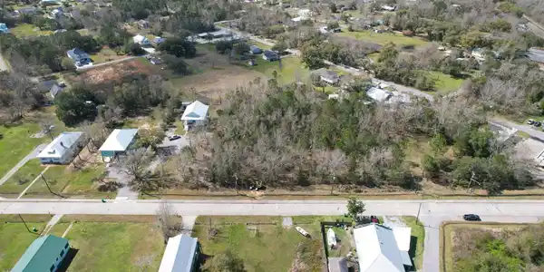 Image 4: 13-Drone
