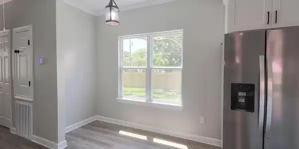 Image 4: 4DiningNook