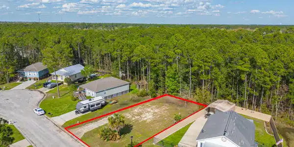 Image 2: 814 Deer Trail Lane