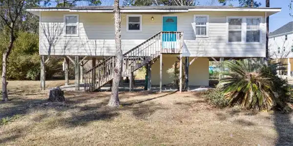 101 Poindexter Drive