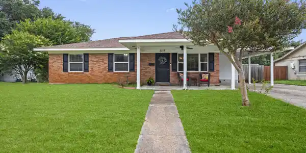 2213 Swetman Boulevard