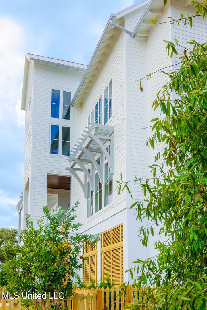 Image 2: Exterior Of Lot 1