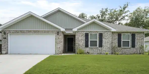 211 Hawthorne Drive