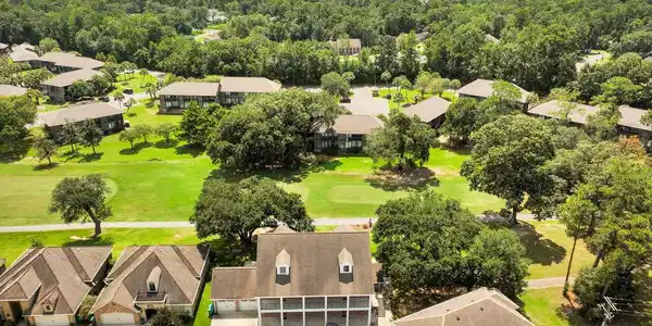 Image 2: 204FairwayVillas-2