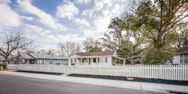 206 Crawford Street