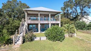 5217 Belle Fontaine Drive E