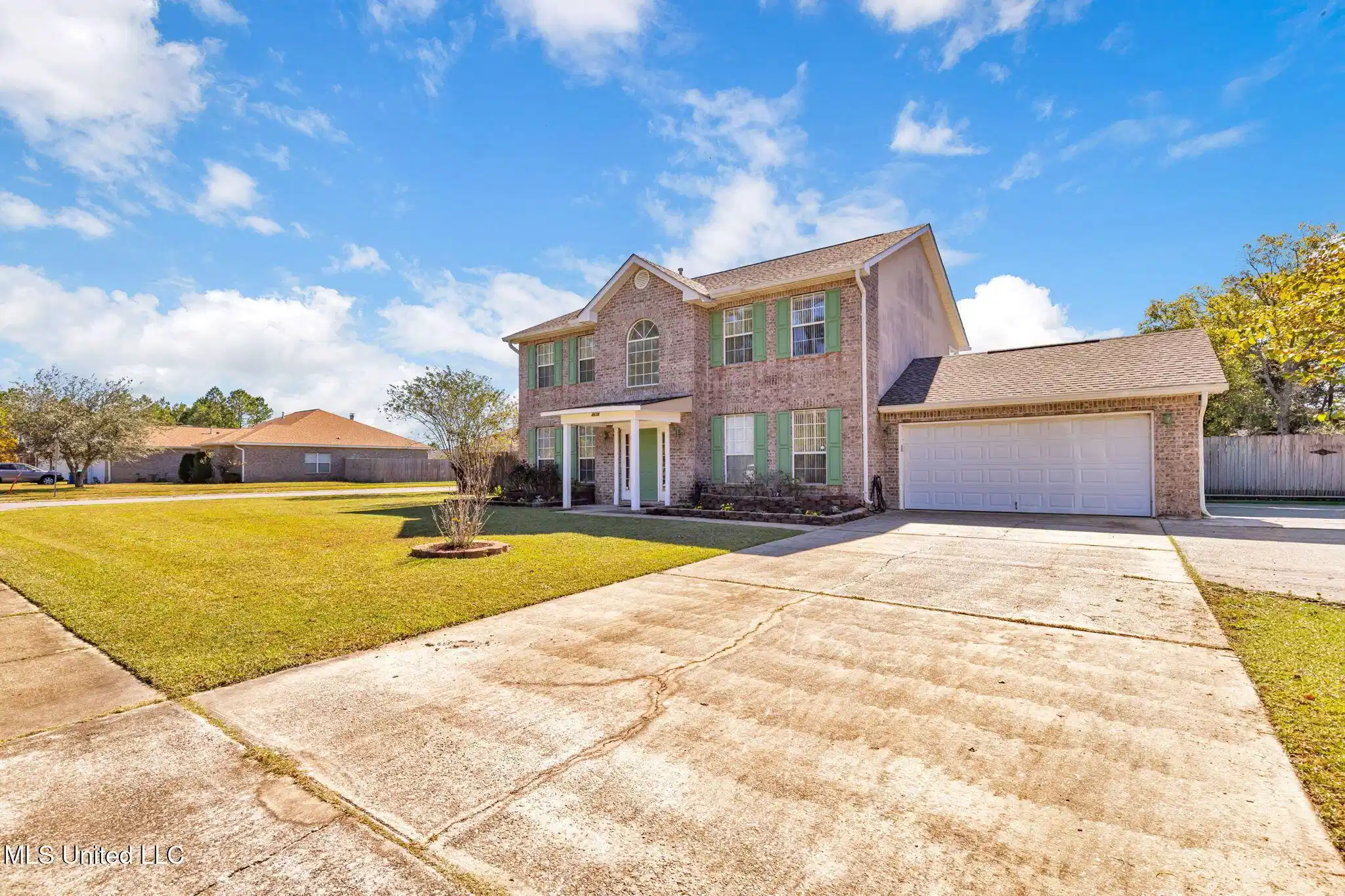 Image 1: 4608 Pinehave Dr OS