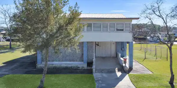 10210 Bayou View Drive