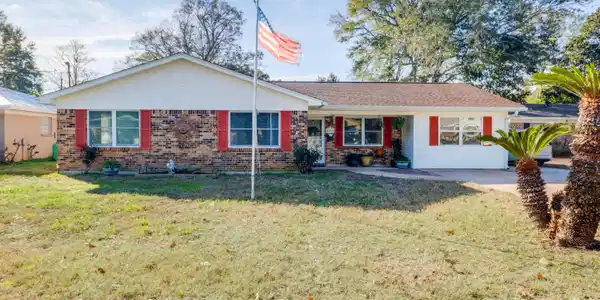 1713 James Madison Drive