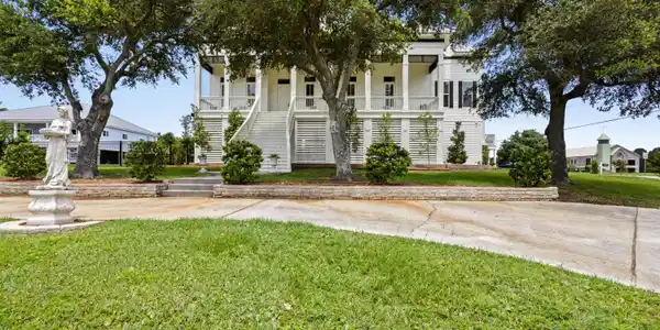300 S Beach Boulevard