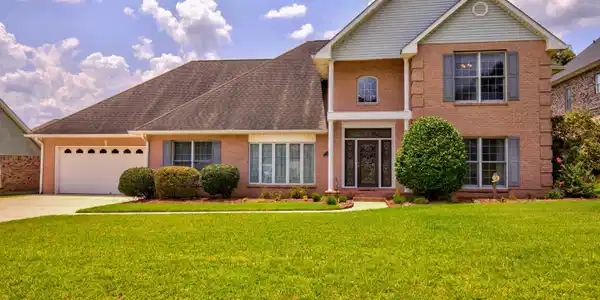 Image 2: 7523CherryHillDr.-4
