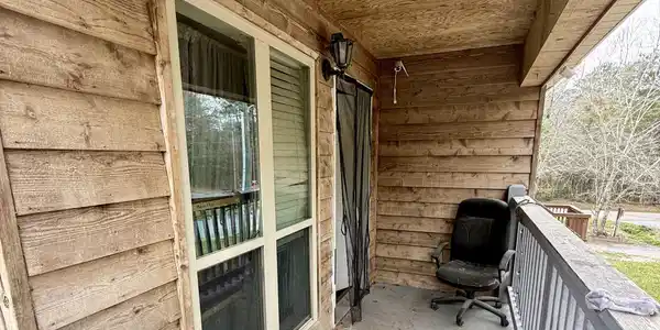 Image 4: front porch view