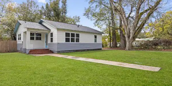 311 W Old Pass Road