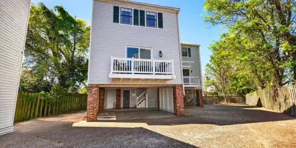 255 E Scenic Drive